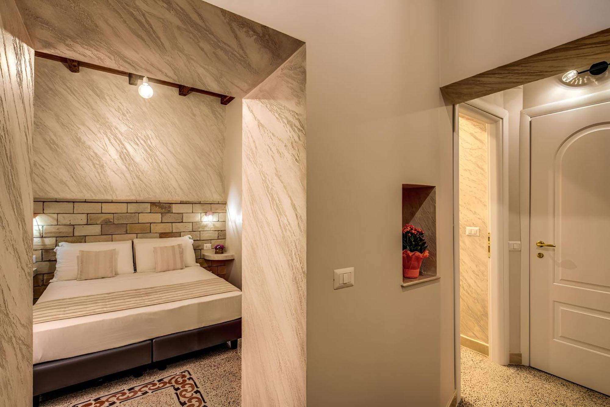 Colosseo Accomodation Room Guest House Rome Exterior photo